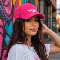 Op maat gemaakte logo 3D geborduurde waterdichte Oxford baseballcap, lasergesneden performance pet, luxe heren ademende paarse sportcap, OEM