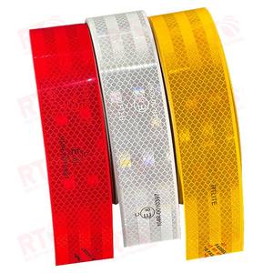Cinta Reflectante Prismática Amarilla de 2 Pulgadas con Certificado Emark para Camiones, Material Reflectante para Camiones - Product Image 4