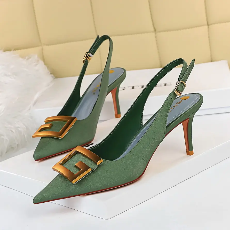 2021Dropshipping Wholesale High Quality Plus Size Sandals Ladies Dress Shoes Women High Heels Pointed Toe Pumps