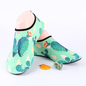 Meilleure Qualité à Séchage Rapide D'eau Gym Chaussures Bébé Sandales Aux Pieds Nus Aqua Chaussures pas cher enfants chaussures de sport - Product Image 1