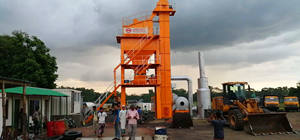 Nouvelle centrale à béton bitumineux en vente avec système de pesage de précision à commande PLC pour la construction routière, équipement de mélange à chaud pour le bitume - Product Image 4