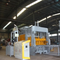 Machine de production automatique de blocs de béton QT8-15 pour pavés et blocs de construction
