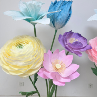 Fleurs artificielles géantes en papier de soie faites à la main, haut de gamme, personnalisées, design unique, pour événements de remise de diplômes, fête des mères, scène