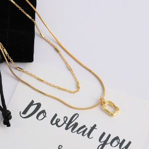 Collar de Moda con Colgante de Doble Capa, Cuadrado Irregular, de Acero Inoxidable, Chapado en Oro de 18K, para Mujer - Product Image 1