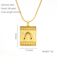 Collier couronne arc-en-ciel pour femmes pendentif en acier inoxydable avec ailes d'ange carrées pour hommes et femmes avec plaqué or 18 carats pour bijoux