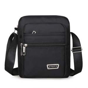 Individuell bedrucktes Logo Reisetasche Großhandel klassische langlebige Herren-Bruchtentasche Nylon tragbare Messenger-Handytasche