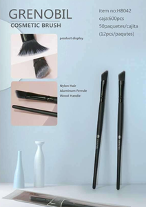 Set di Pennelli per Trucco COSMAGHI, 600 Pezzi, Pennello Angolato Piatto per Ombretto, Setole Sintetiche, Manico in Plastica, Strumenti per Sfumare gli Occhi - Product Image 3