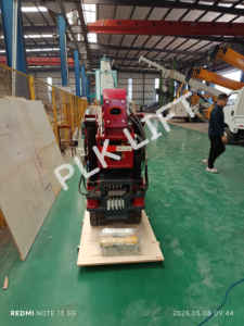 Grúa Araña Inalámbrica de 2t y 3t con Estabilizadores Articulados, Grúa Diesel Compacta y Telescópica para Construcción - Product Image 5