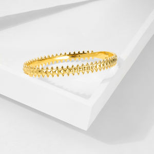 स्टेनलेस स्टील 18k गोल्ड ब्रैसलेट फैशन महिला गहने कारखाने थोक गहने - Product Image 3