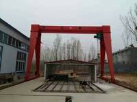 Grue portique de levage de poutres de pont en béton préfabriqué, capacité nominale 1-10 tonnes, pour usage extérieur, portée de levage max. 10 m, palan de construction