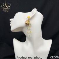 Anting-anting emas buatan tangan CE009 Manufactory Alloy dengan bunga kering asli mawar kuning dan rumbai bunga, aksesoris pernikahan pengantin.