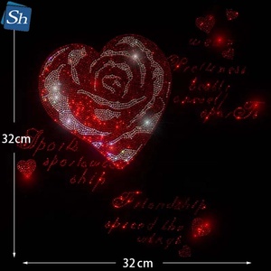 Motivo de Tulipán de París con Pedrería, 26 cm, Transferencia de Cristal Termoadhesiva Romántica para Sudadera, Aplique Floral Elegante para Manualidades - Product Image 3