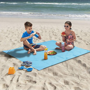 Colchoneta de Camping Ultraligera, Impermeable y Portátil de Poliéster para 1-2 Personas, Ideal para Actividades al Aire Libre, Deportes, Playa, Viajes, Fiestas y Senderismo - Product Image 5