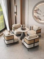 Dernier modèle de canapé de salon chinois Villa Appartement Canapé Chaise Coussin confortable Ensemble table et chaise haut de gamme Mobilier
