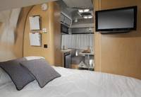 Offre Spéciale Design personnalisé camping-car remorque de voyage hors route caravane maison mobile
