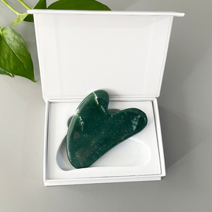 Strumento viso Gua Sha in pietra ossidiana nera - Product Image 6