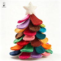 Décoration murale de Noël en feutre patchwork avec étoile superposée colorée et languettes décoratives