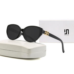 Lunettes de soleil Balmain Cat Eye, monture noire en PC, UV400, polarisées, unisexes, protection solaire, type 3 verres - Product Image 4