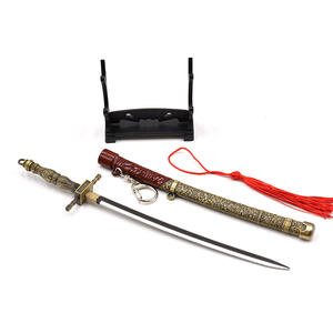 Superventas Bloodline Curse Pop-up Mini Tachi Senkage Espada y arma modelo llavero artículo decorativo mochila colgante 22CM - Product Image 3