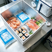 Boîte en carton d'expédition à isolation thermique kraft recyclée pour l'emballage d'aliments surgelés plats frais préparés axés sur la protection de l'environnement