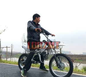 2023 125CC 4 temps ATV tout-terrain essence moto course MOTO <span class=keywords><strong>Dirt</strong></span> <span class=keywords><strong>Bike</strong></span> moto pour Sports de plein air course équipe jeux de course - Product Image 4