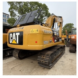 En stock CAT 320d2 Excavadora sobre orugas Excelentes condiciones de trabajo Motor de 20 toneladas de peso operativo Hecho en Japón - Product Image 4