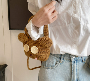 Bolso de Mano Tejido a Mano con Diseño de Osito de Peluche, para Viajes y Transporte de Objetos - Product Image 2