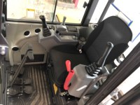 Mini-excavatrice compacte sur chenilles XE55U de 5,7 tonnes à bras court pour chantiers de construction étroits