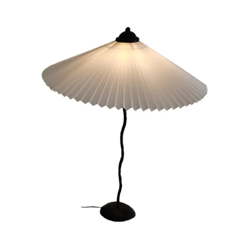 Распродажа, Высококачественная железная настольная лампа-зонтик с абажуром для прикроватного столика, настольная лампа для спальни, настольное освещение