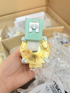 Válvulas Solenoides Serie 238 de Accionamiento Pilotado con Piloto Integrado SCE238D005.24/DC 230VDC, Cuerpo de Latón, FPM, G1, 2/2 NC - Product Image 2