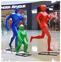Grande sculpture abstraite moderne en acier inoxydable plaqué or poli, sculptée sur le thème de l'immobilier, pour parcs et aménagements paysagers