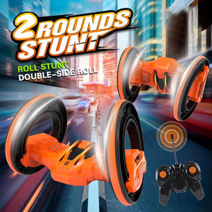 Voiture RC de cascade avec éclairage LED, cadeau surprise pour enfants et garçons, deux grandes roues rotatives, voiture de cascade télécommandée pour la vente en gros - Product Image 2