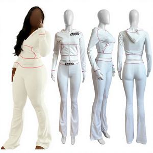 ชุดเซ็ต 2 ชิ้น ผ้าซาตินสีพื้นสำหรับผู้หญิง เสื้อฮู้ดแขนยาว กางเกงขายาวทรงบาน ผลิตในเวียดนาม - Product Image 4