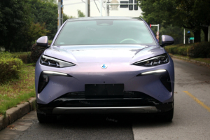 Precio de Fábrica Denza N7 702km Versión Premium Láser 5 Puertas 5 Plazas AWD 200-250kW 90-110kWh SUV Mediano Eléctrico Puro - Product Image 2