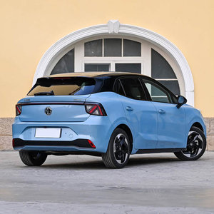 Voiture électrique neuve Saic MG4, autonomie 437-530 km, compacte, berline, automatique, R18, conduite à gauche, éclairage LED, 5 places, toit ouvrant panoramique, urbaine - Product Image 4