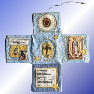 Autel de foi portable fait main, orné d'une croix argentée et d'un motif sacré, reliure de poche catholique cousue à la main – ART RELIGIEUX INTENSIF - Product Image 2