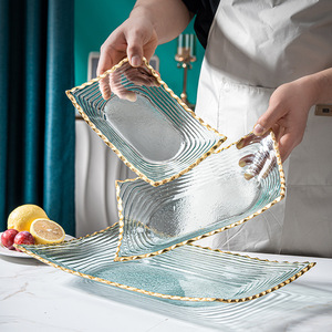 Eleganti Piatti da Dessert in <span class=keywords><strong>Vetro</strong></span> con Superficie Texturizzata e Bordo Ondulato Dorato, 3 Opzioni di Dimensione per Presentazione Cibo - Product Image 3