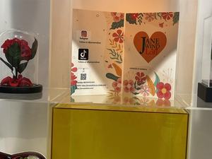 Boutique en ligne Alibaba Cartes d'anniversaire chantantes Brochure vidéo de vacances et de Noël Cartes de vœux pour la fête de remise des diplômes - Product Image 2