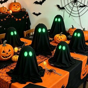 Figurine de table fantôme noir d'Halloween avec yeux verts lumineux et chapeau de sorcière, ornement de fête pour bureau - Product Image 3