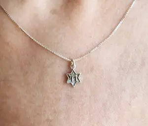 デビッドネックレスの小さな星小さなシルバーチャイチャームネックレスユダヤ人の星のネックレスイスラエルからのユダヤ人の贈り物
