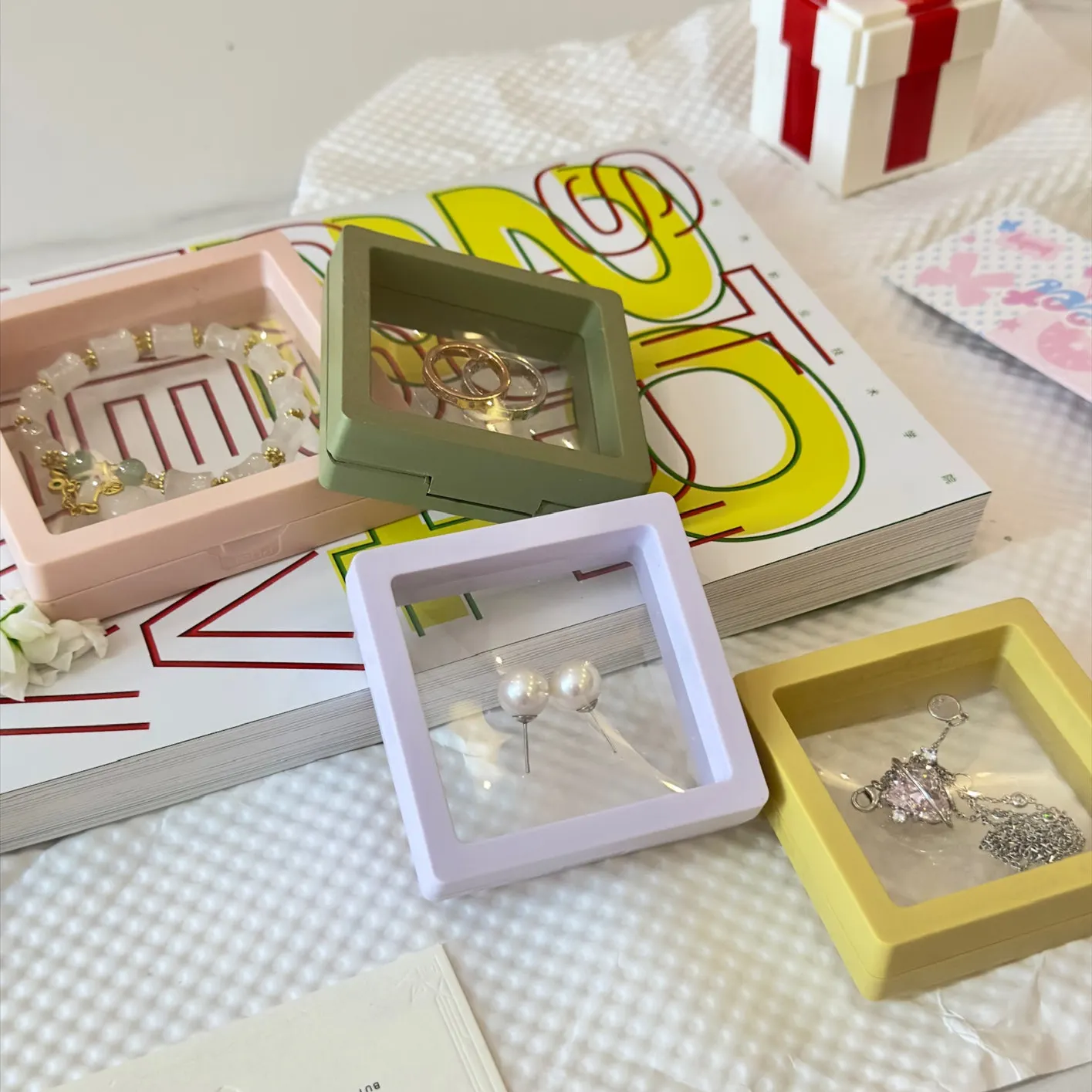 Jewelry Box For Display 3D Square Floating Frame Jewelry Display Box Case Clear Pe Film Suspension Gift Packaging