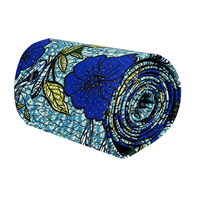 Tissu Ankara double face en coton ciré, bleu clair avec motifs floraux bleu roi et strass, pour robes de mariée africaines