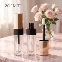 Tube de brillant à lèvres transparent de 7 ml avec applicateur noir à grande brosse, tube de rouge à lèvres liquide, conteneur et emballage de baume à lèvres avec étiquette personnalisée