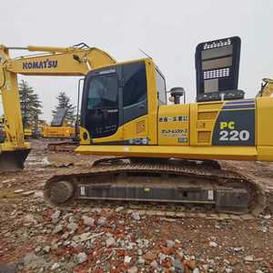 Excavadora Komatsu PC 220 Usada, Probada en Japón, de Segunda Mano en Venta en Excelentes Condiciones, 22 Toneladas, Pocas Horas de Uso, Certificados CE - Product Image 2