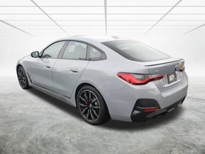 Auto ben usate 2024 <span class=keywords><strong>BMW</strong></span> <span class=keywords><strong>i4</strong></span> xDrive40 coupé pronto per la spedizione - Product Image 5