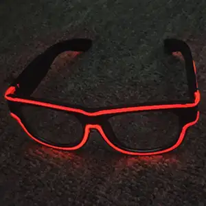 Новое поступление, светодиодные мигающие перезаряжаемые красные солнцезащитные очки для рождественской вечеринки