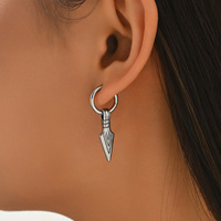 Nouvel Arrivage Boucles d'oreilles clous pendentif flèche, style neutre et tendance, en acier inoxydable, bijoux de mode unisexe, vente en gros usine