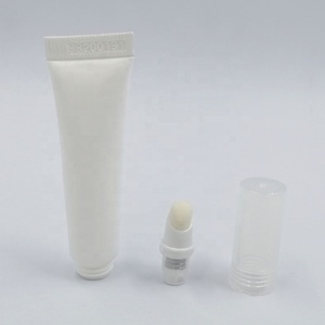 Tùy chỉnh thực phẩm cấp nhựa <span class=keywords><strong>Lip</strong></span> <span class=keywords><strong>Gloss</strong></span> Ống nhung bàn chải tip lật Top bóp mỹ phẩm bao bì Son môi <span class=keywords><strong>Lip</strong></span> Balm hình bầu dục phẳng PP - Product Image 4