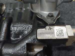 Bomba de Combustible Internacional World Engine 1879743c93 Compatible con ECM para Vehículos 2016 - Product Image 2
