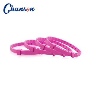 Collar <span class=keywords><strong>Antipulgas</strong></span> y Garrapatas para Mascotas, Material TPR Sólido e Impermeable, con Cierre de Hebilla, para Animales Pequeños, Marca Chanson Pet Supplies - Product Image 3